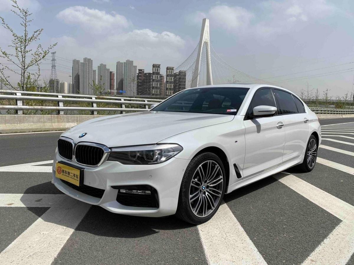 太原2018年6月宝马宝马5系2018款改款530li领先型m运动套装白色手自
