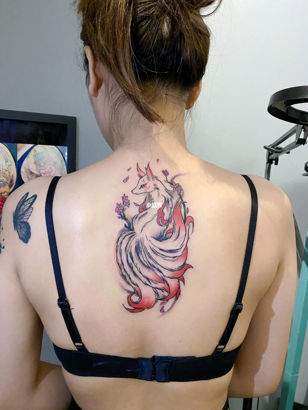 九尾狐纹身太杀我了吧