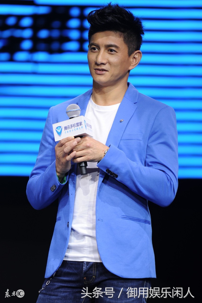 吴奇隆亮相活动被拍,阳光帅气,实力抢镜!网友:刘诗诗好福气!