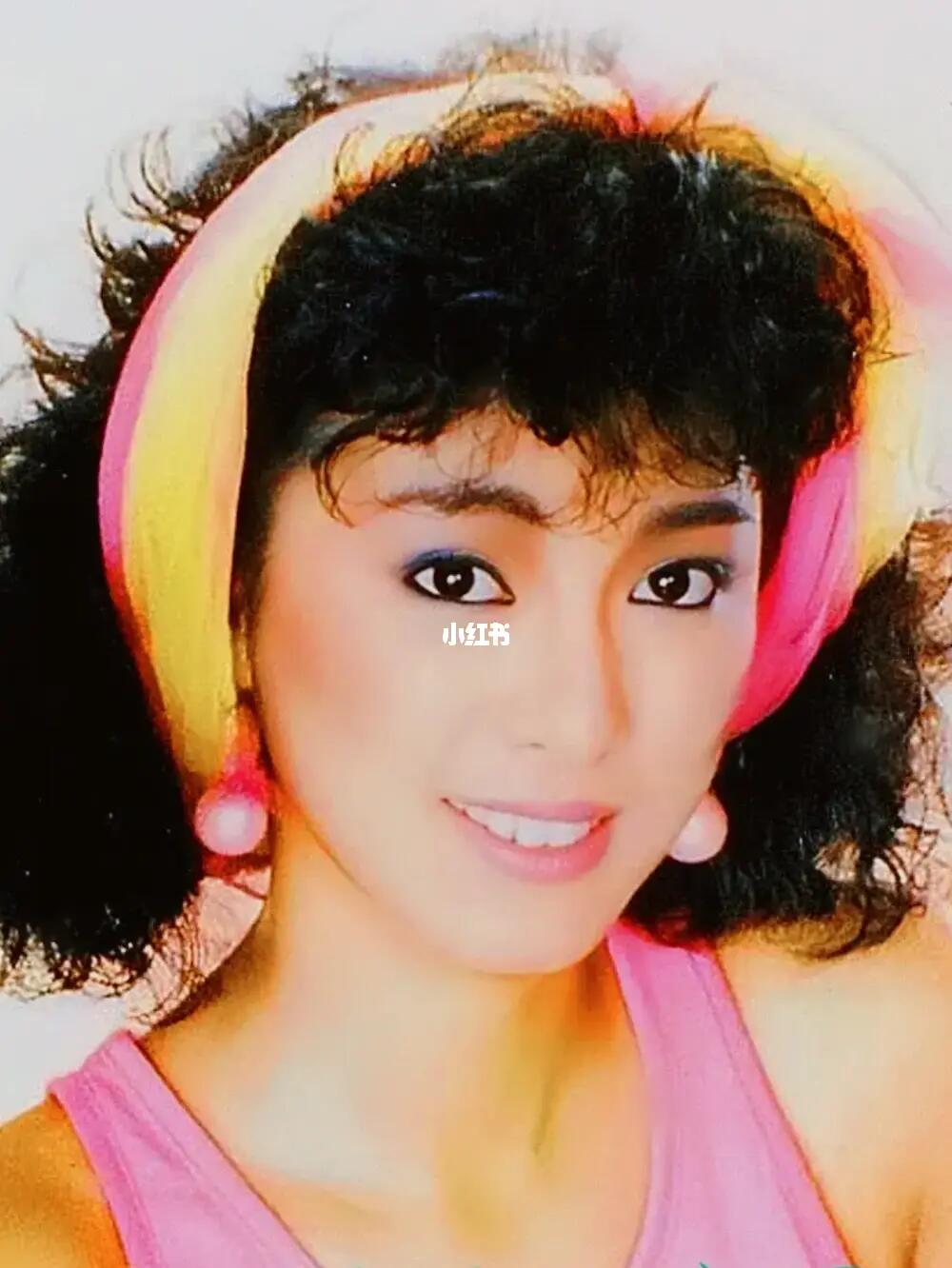 米雪年轻时候也是女神范