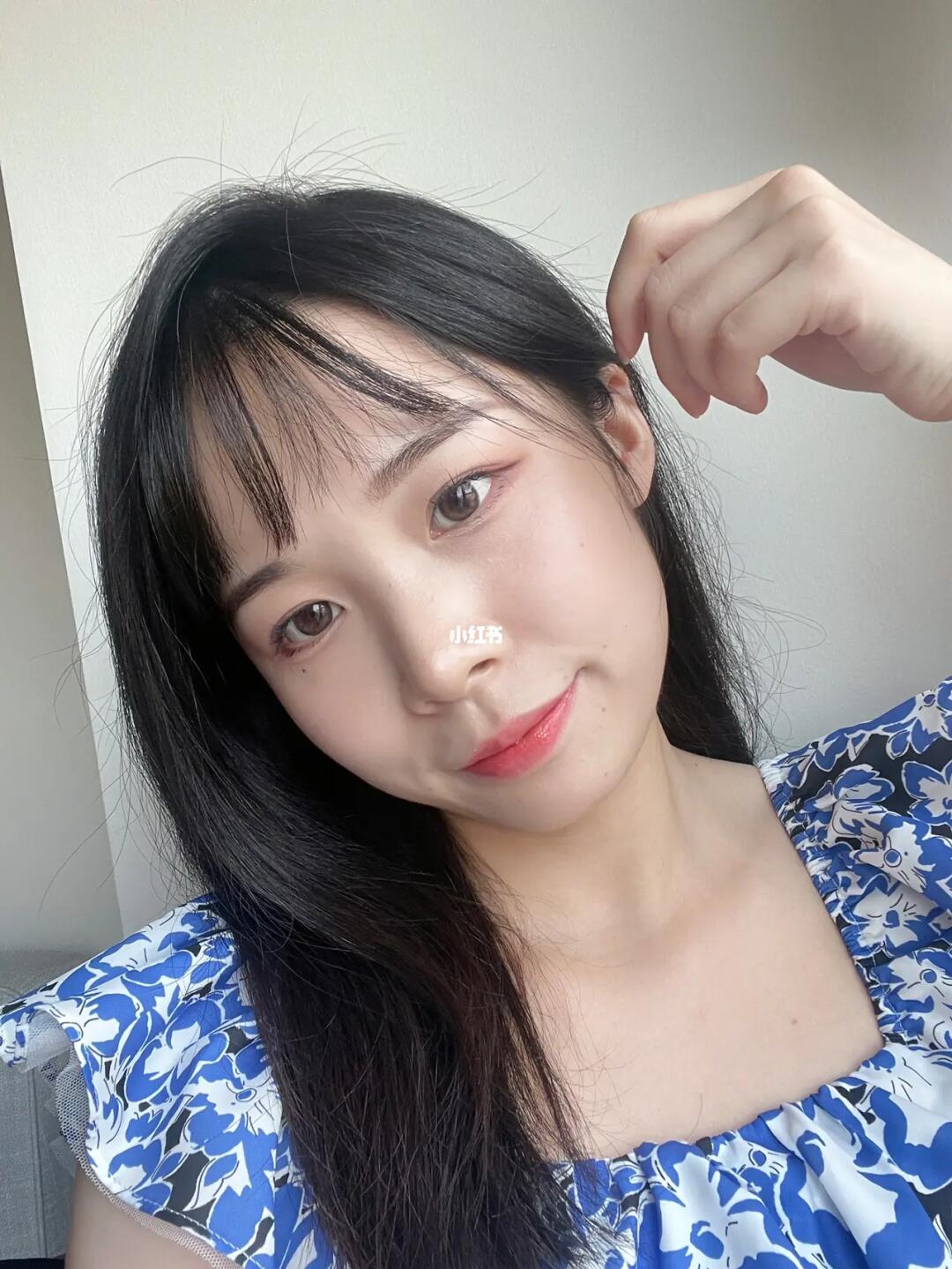 圆脸女孩自拍挑战2