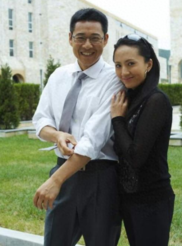 回顾张丰毅和吕丽萍离婚31年宁可背负骂名不去参加儿子的婚礼