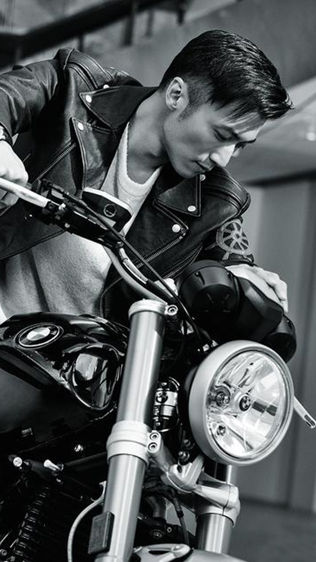 帅气霸气的男明星谢霆锋成熟型男帅哥写真