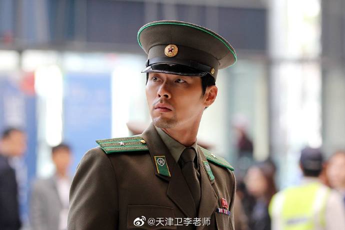 爱的迫降##穿军装的玄彬