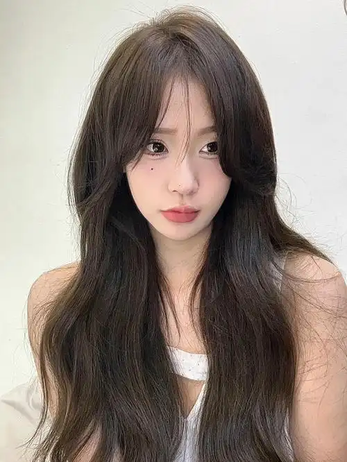 冷茶棕温柔气质又显白的氛围感发色