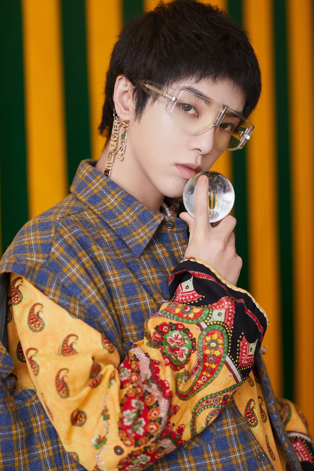 歌手2020重磅回归救场的华晨宇或再现夺目光芒