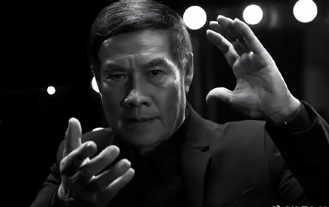 白彪:1976年演郭靖成专业户,大侠80岁人生太精彩