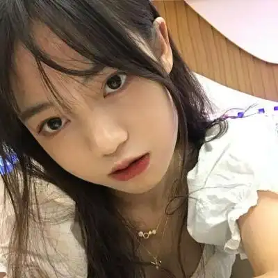 女头同一个人系列照片高清真实的一个小姐姐多张照片头像