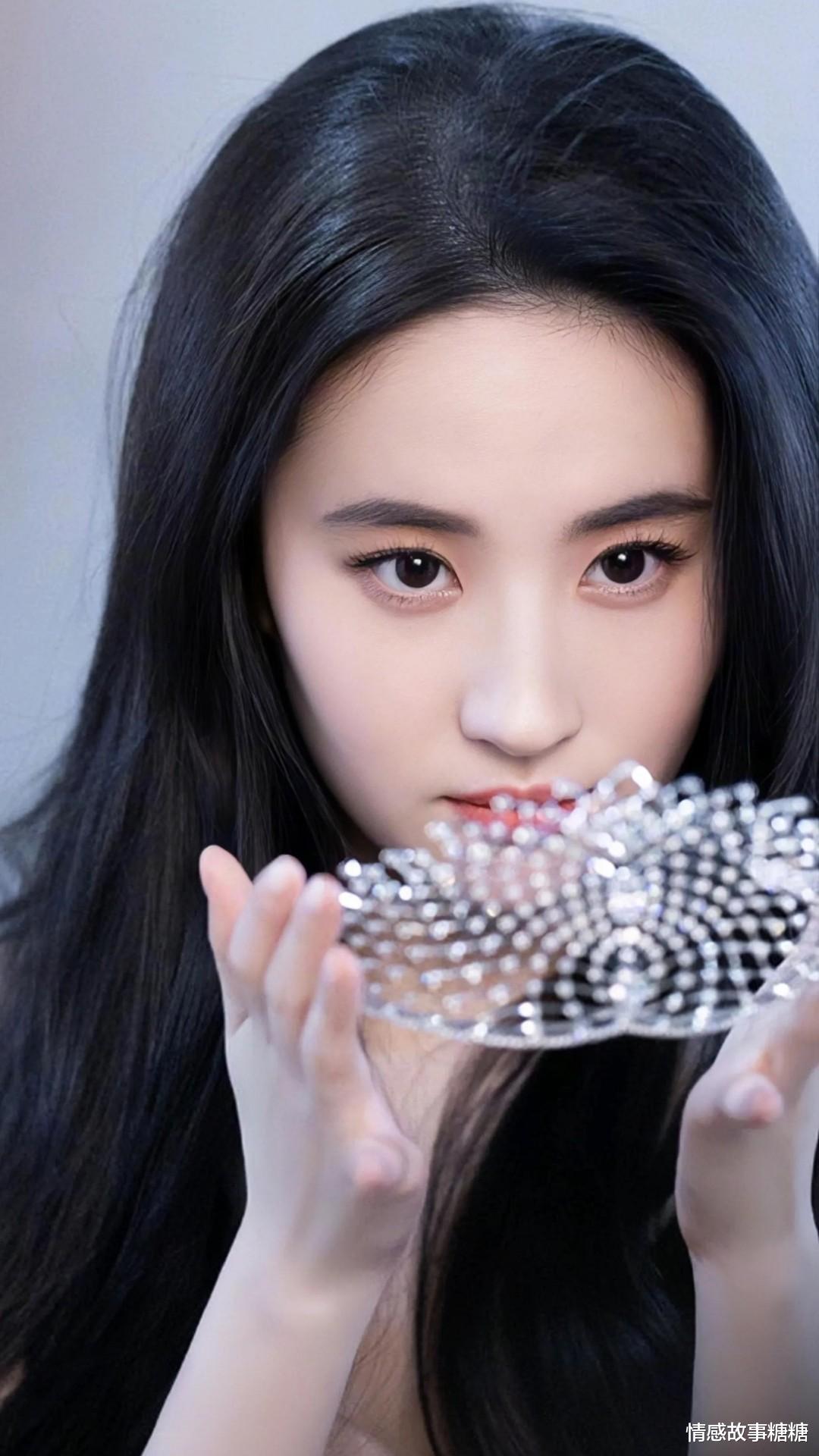 神仙姐姐刘亦菲唯美写真:高贵典雅,倾国倾城