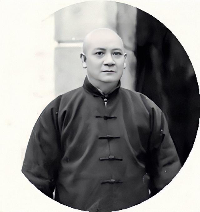 那句"老子英雄儿好汉,老子混账儿混蛋"放在风云激荡,战火硝烟的战争