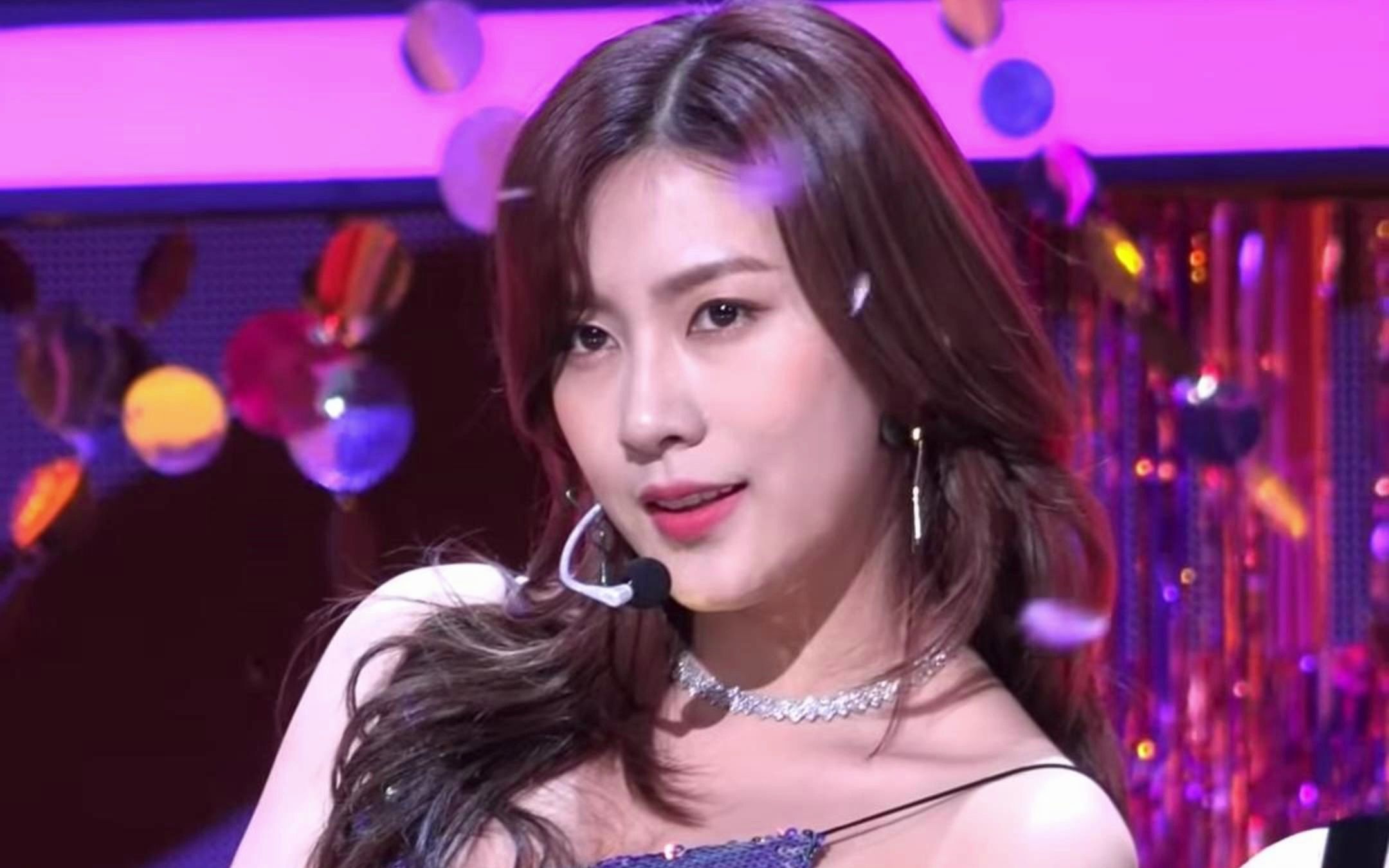 考古 - 女团apink成员吴夏荣hayoung舞台现场表演直拍合集|eung eung