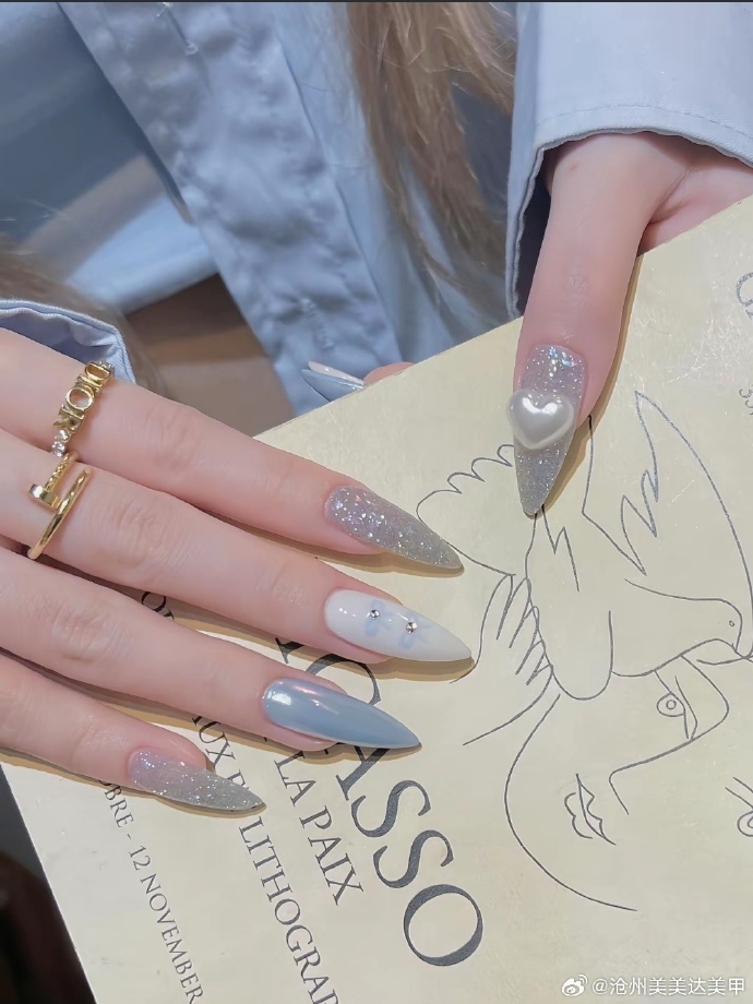 长指甲就是显瘦,小短手必备,美甲短胖手,小仙女可以试水圆甲型,长美甲