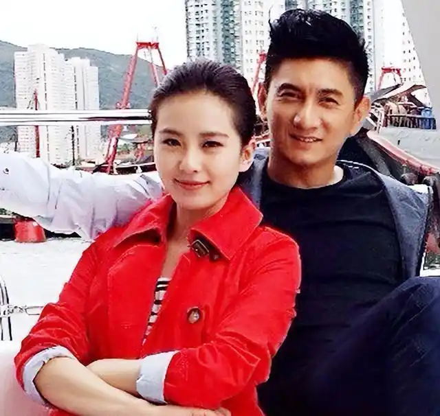 吴奇隆与马雅舒离婚13年:他再婚做爸爸,她嫁老外儿女双全