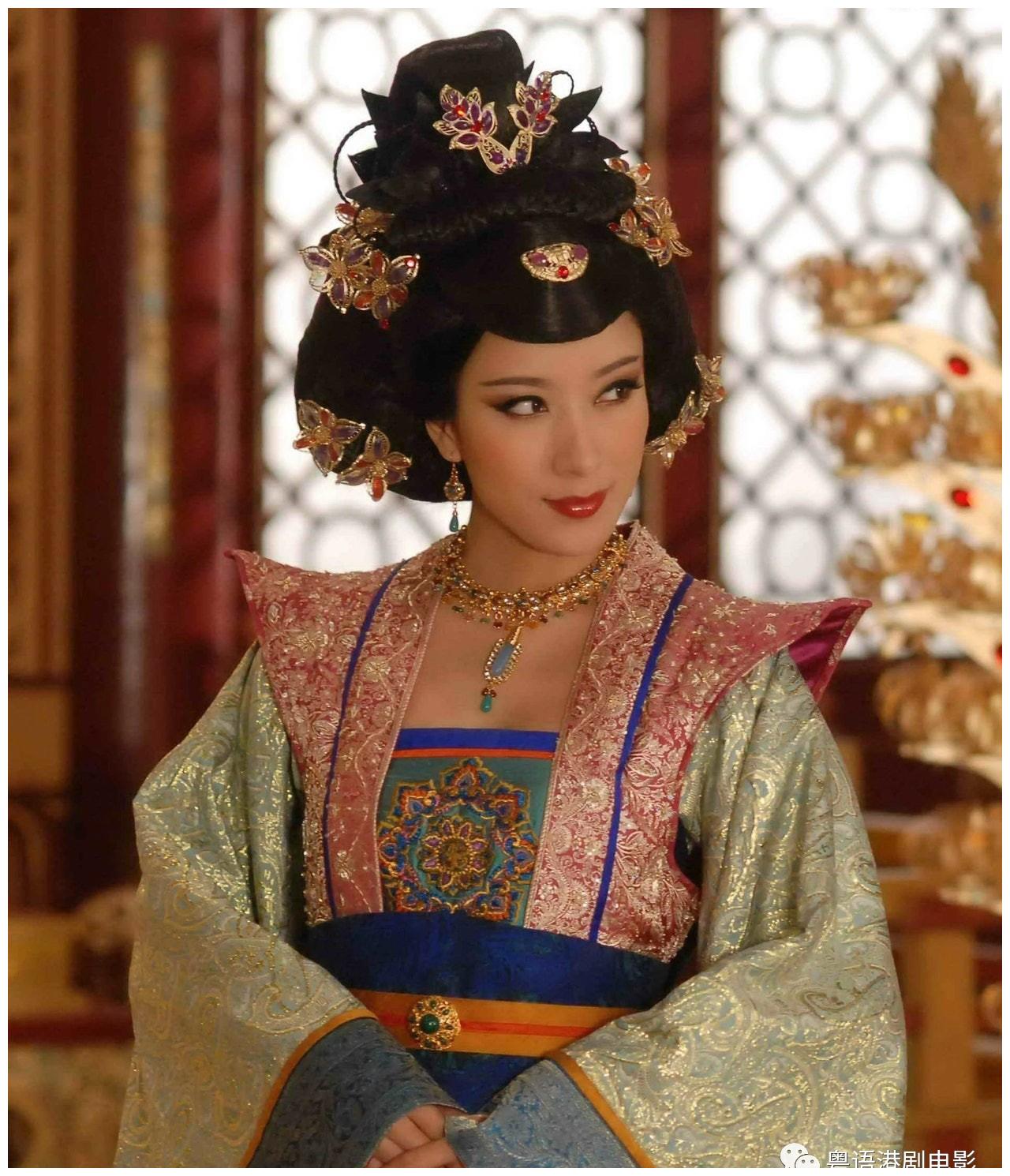 传开拍宫心计时装版演员阵容强劲杨怡罗仲谦夫妻档上阵