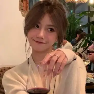 女头像同一个人真实高清时尚潮流的同一人头像多张女