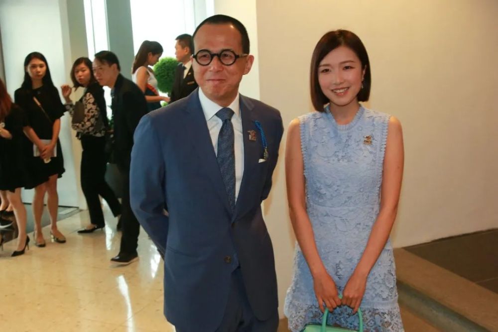 小小超李泽楷又换新女友郭嘉文豪门梦碎