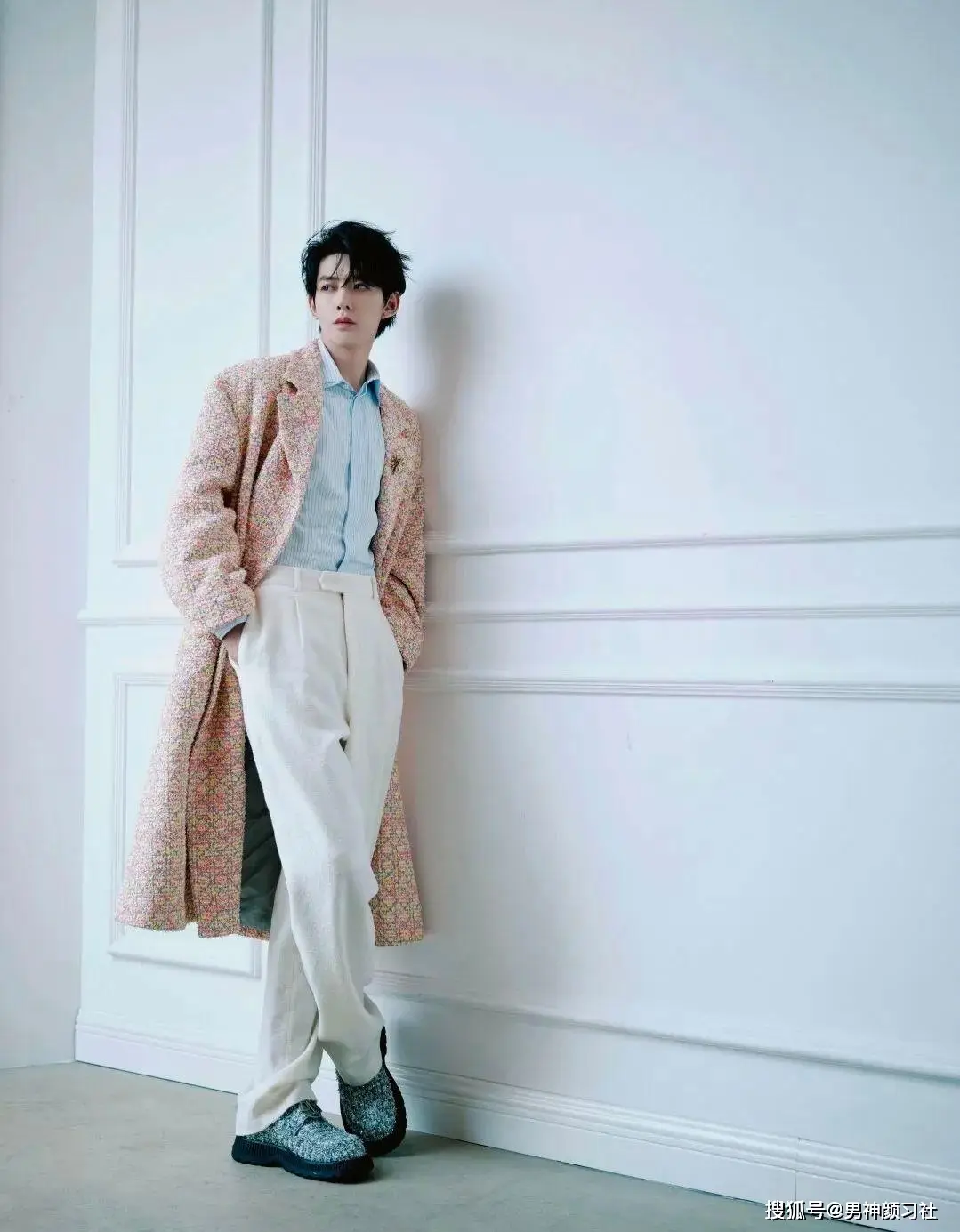 白色_类型_整体