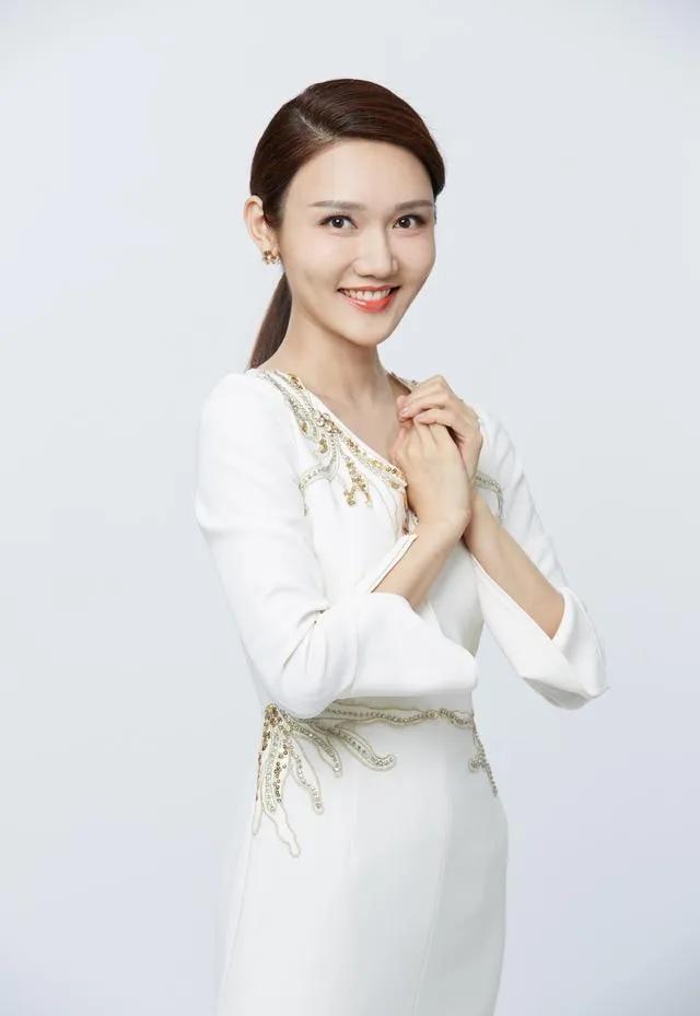 龙洋:知性唯美!_高清图集_新浪网