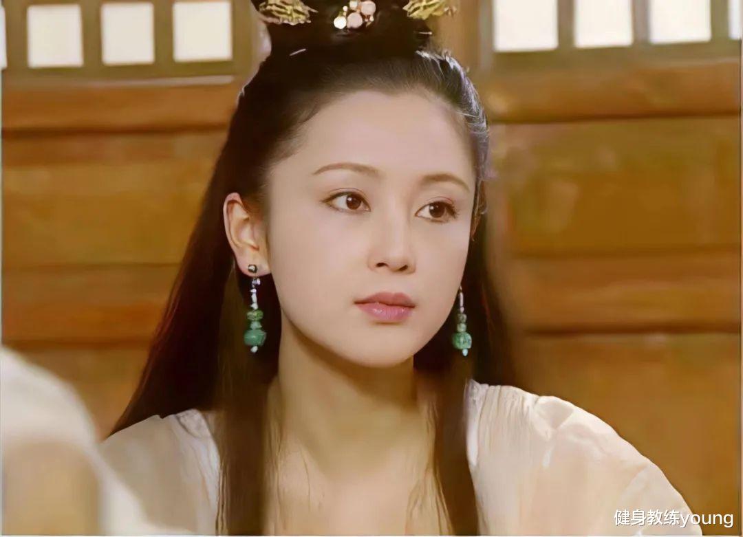 陈红,身高166体重只有94斤,瘦了30多斤美回"嫦娥姐姐"_热量_蛋白质