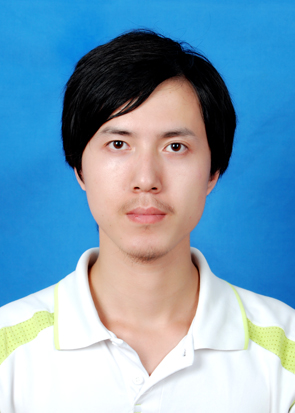 求大神帮忙ps个正装照,照片背景要白底的,小二寸照片!急用!