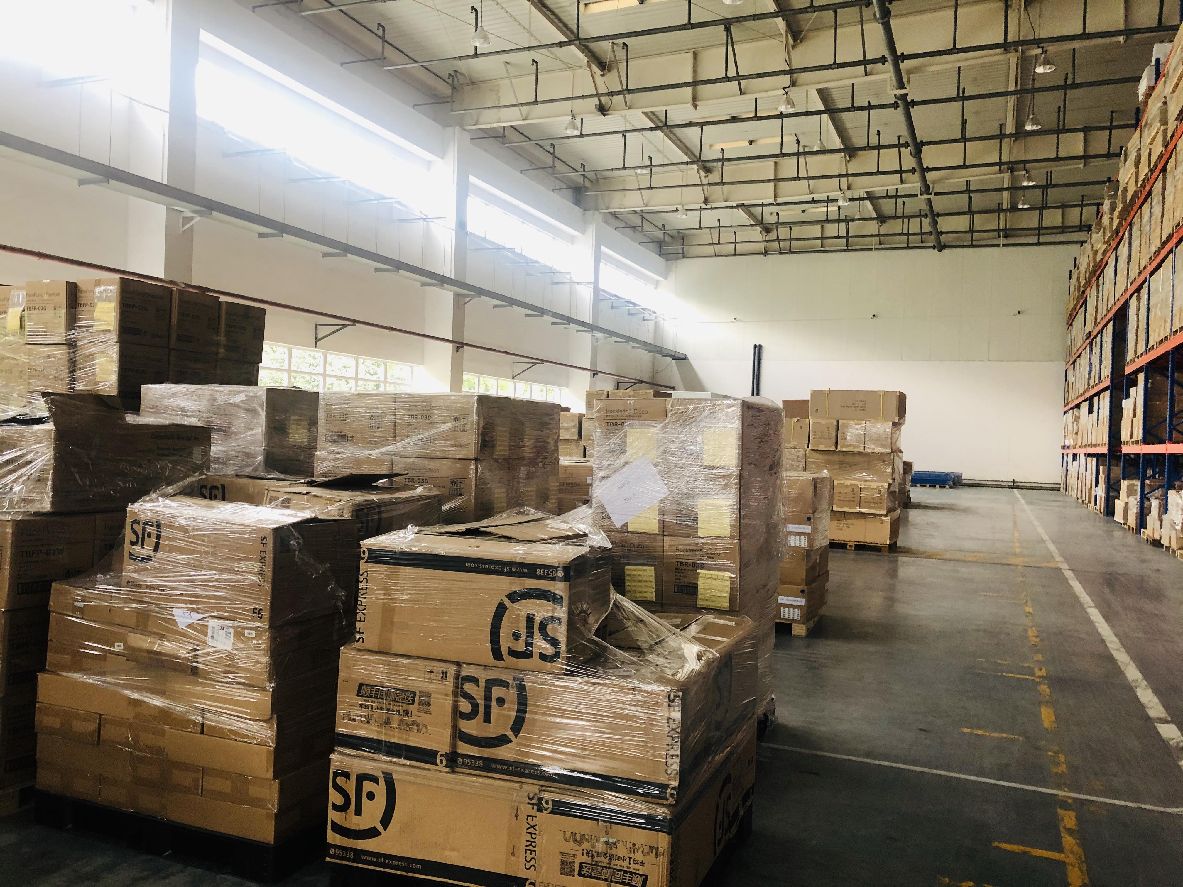 达睿上海仓库迎乔迁之喜新仓面积更大可储货物更多