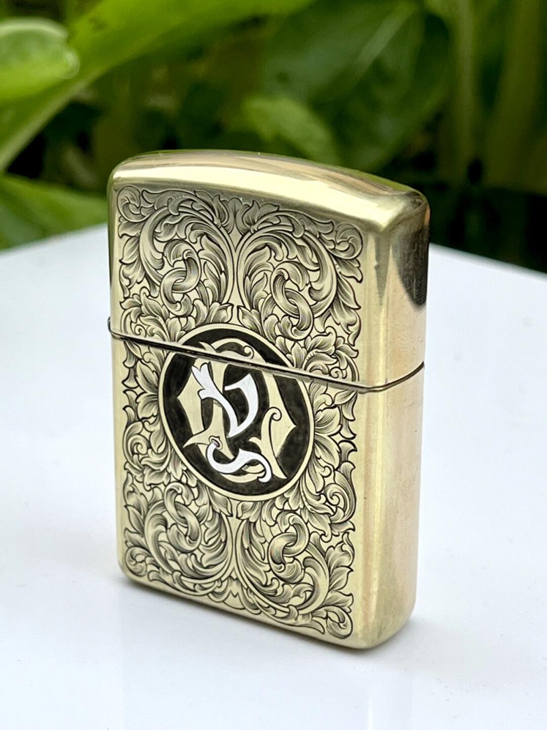 黄铜打火机雕刻