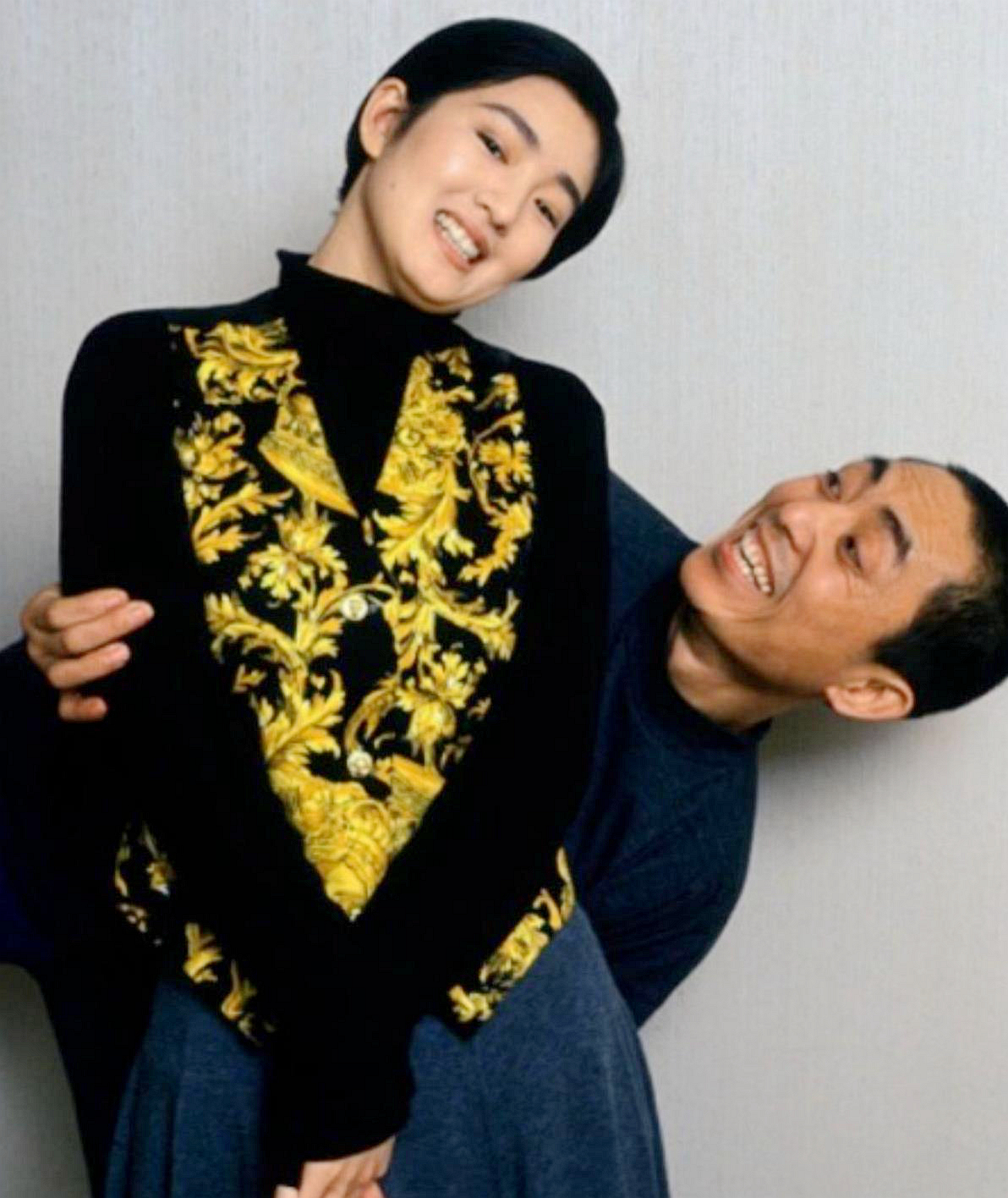 张艺谋和巩俐年轻时的照片