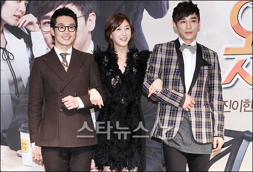 李秀景刘仁英吴源斌等活动1202mbn情景喜剧来得正好发布会