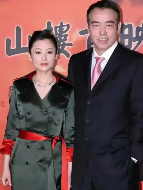 陈红结过几次婚(有过几段婚史现任老公是谁)  第4张