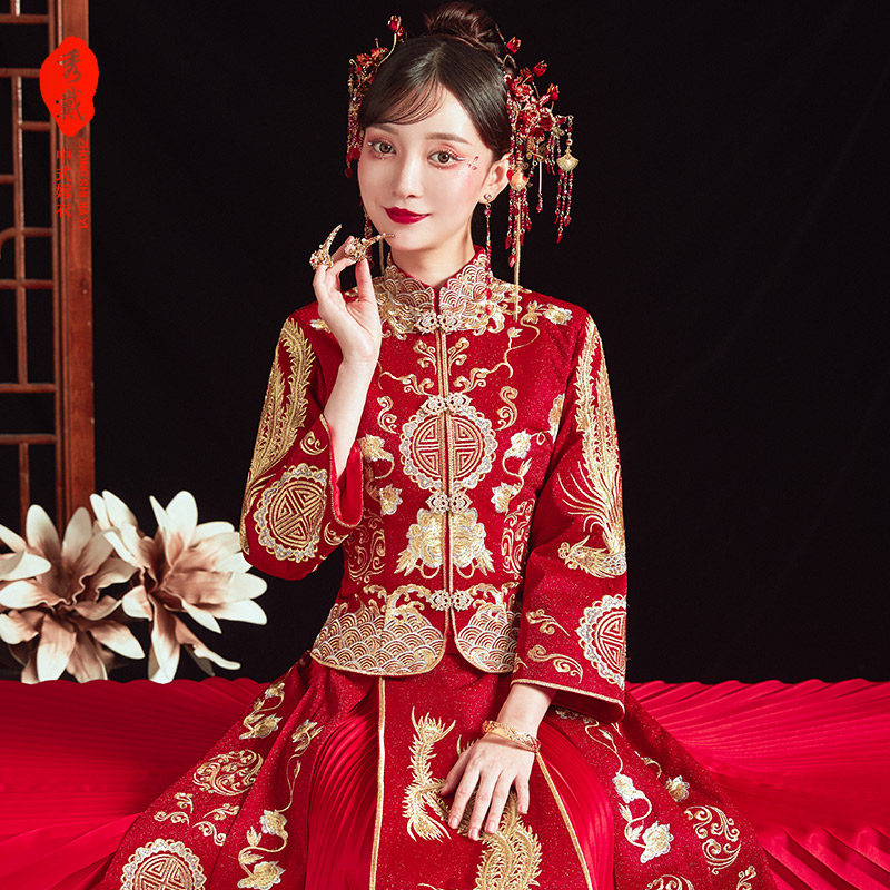 秀禾服2021新款结婚大气新娘中式婚纱秀禾喜服小个子修身秀和服夏