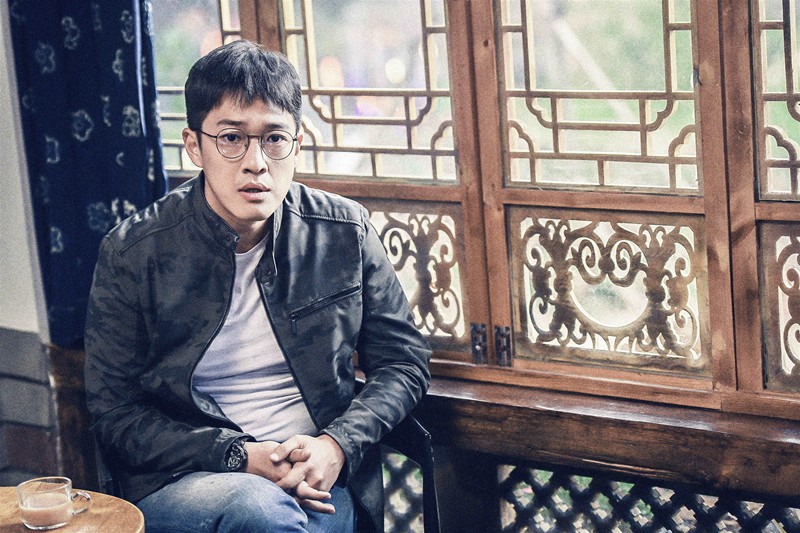 张博宇《年轻的心》播出  接地气演绎村长最强"辅助"