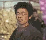 王宝强在hello 树先生的电影中,有一段经典的抽烟镜头,有没有动图啊