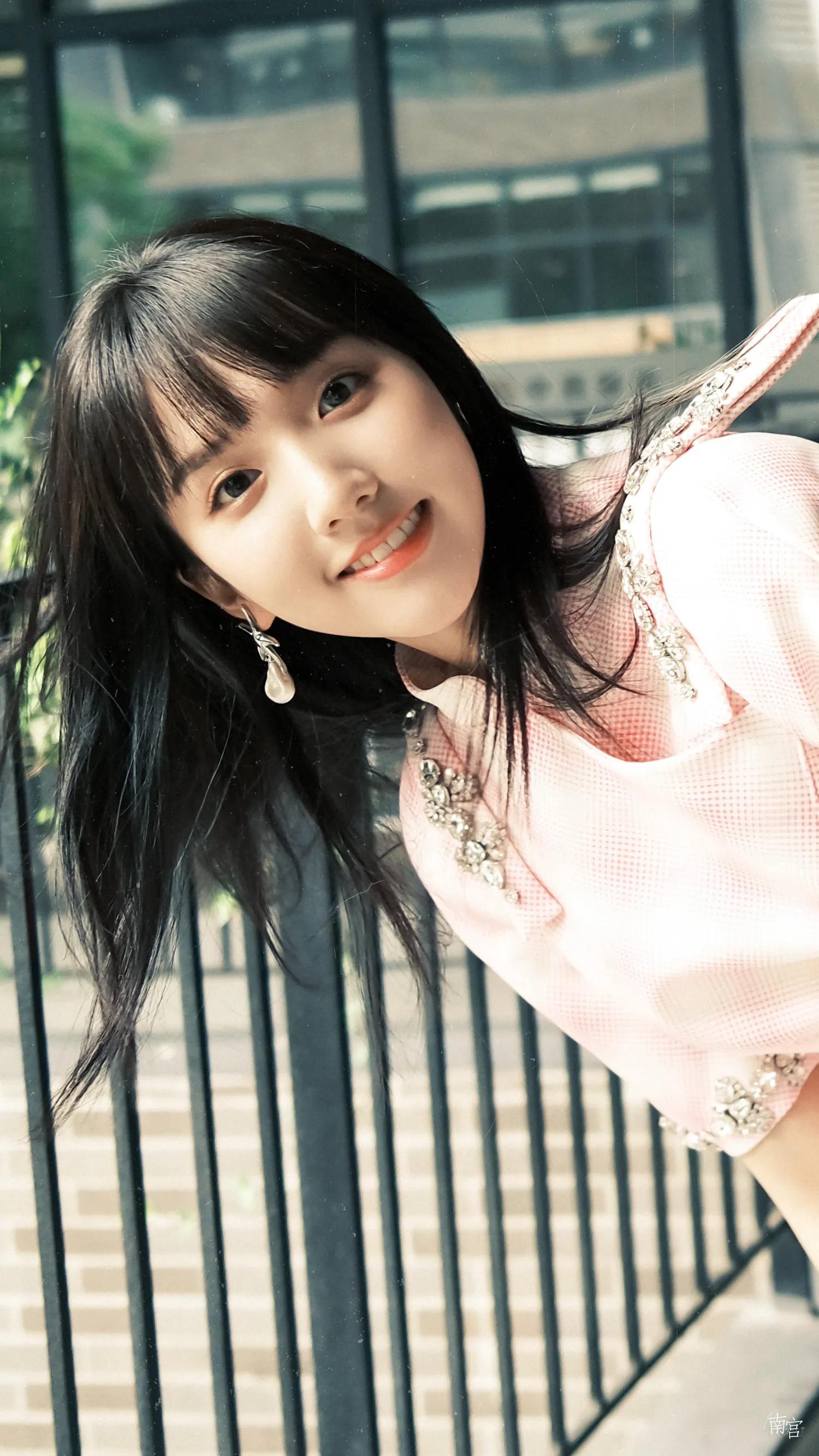 精美图集|苏晓彤甜美可爱,灵气十足