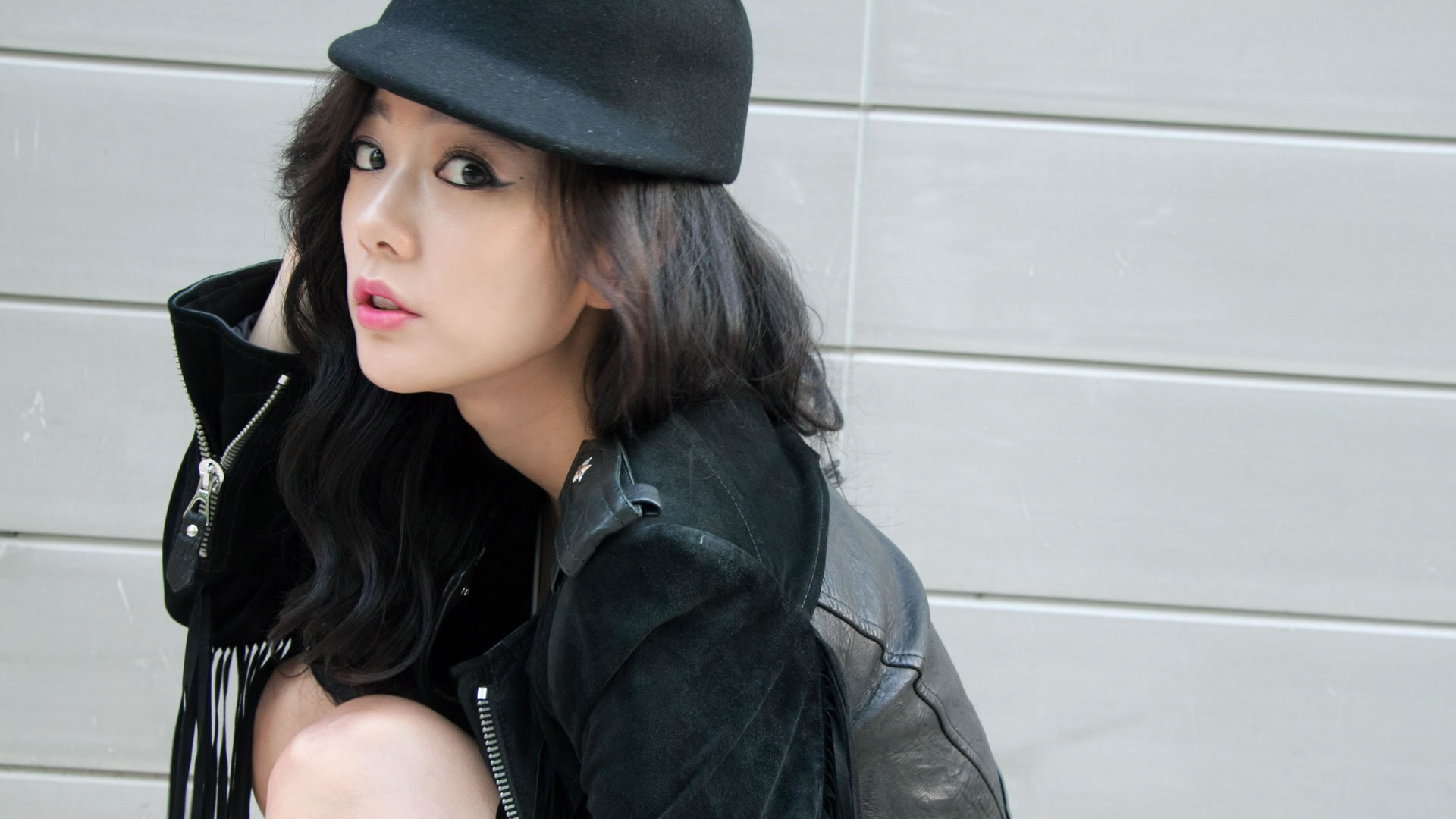 韩国美女明星李成敏高清电脑壁纸