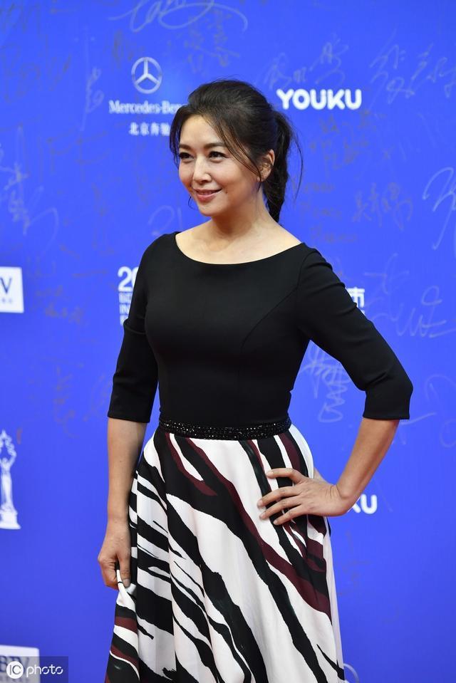 江珊个人图集魅力依旧