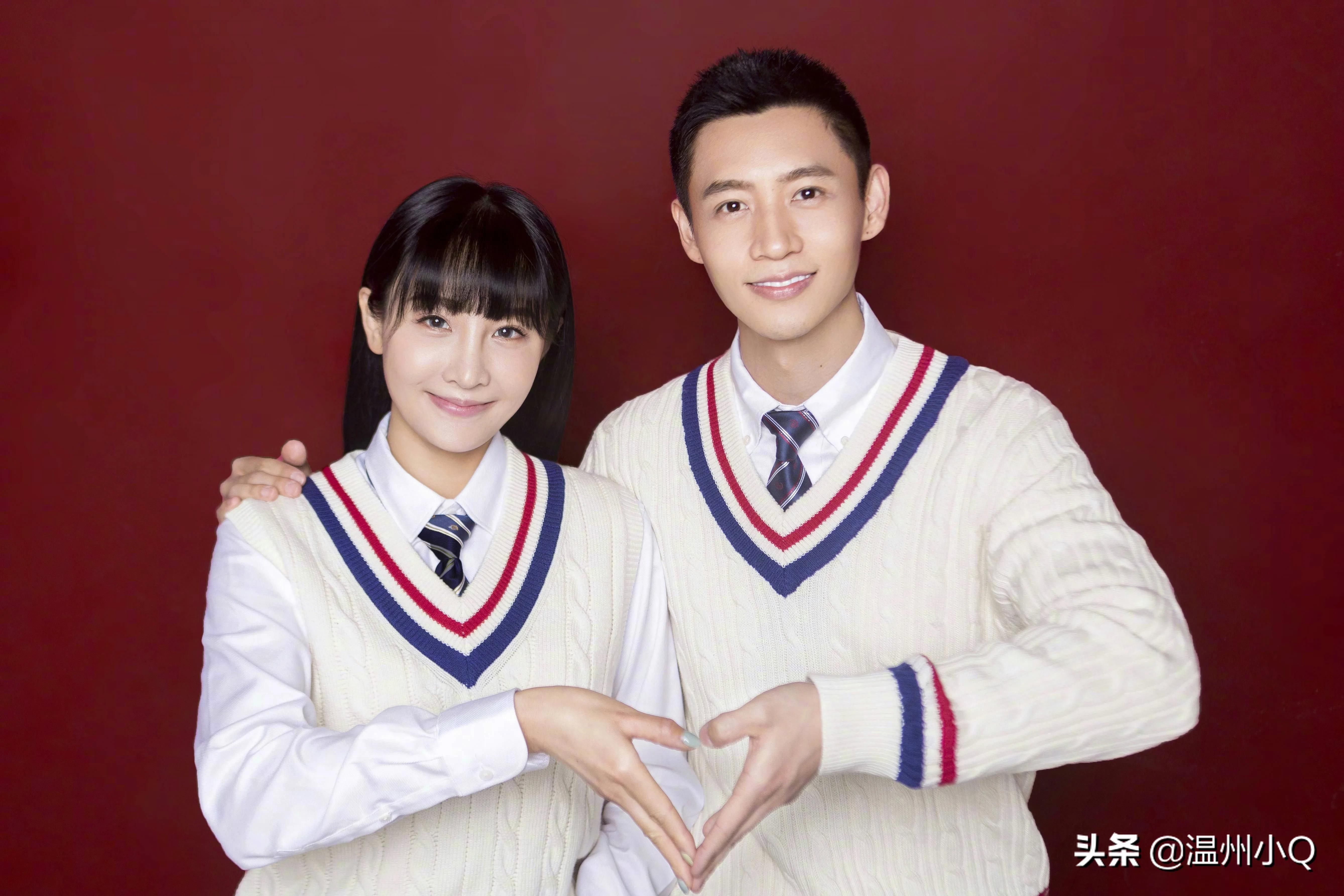 男明星们官宣晒结婚证件照,满满的小心思你看懂了吗_魏晨_王彦霖_向宇