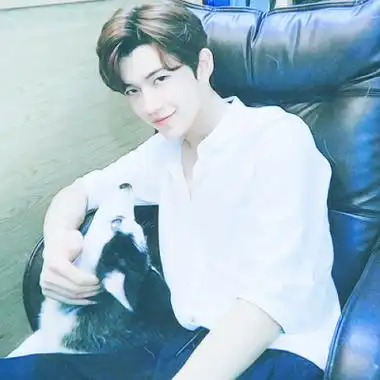 真人帅哥头像很清楚的