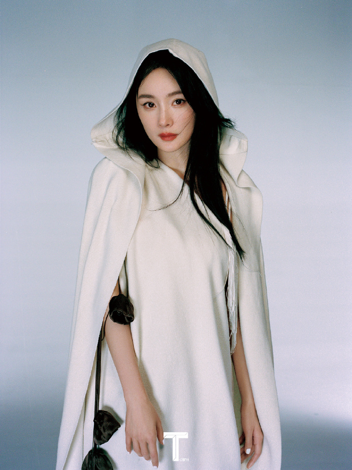 杨幂t锦绣五月刊封面