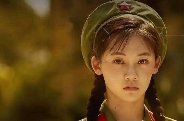 原创怪不得看苗苗那么眼熟原来是芳华里的她颜值变化也太大了