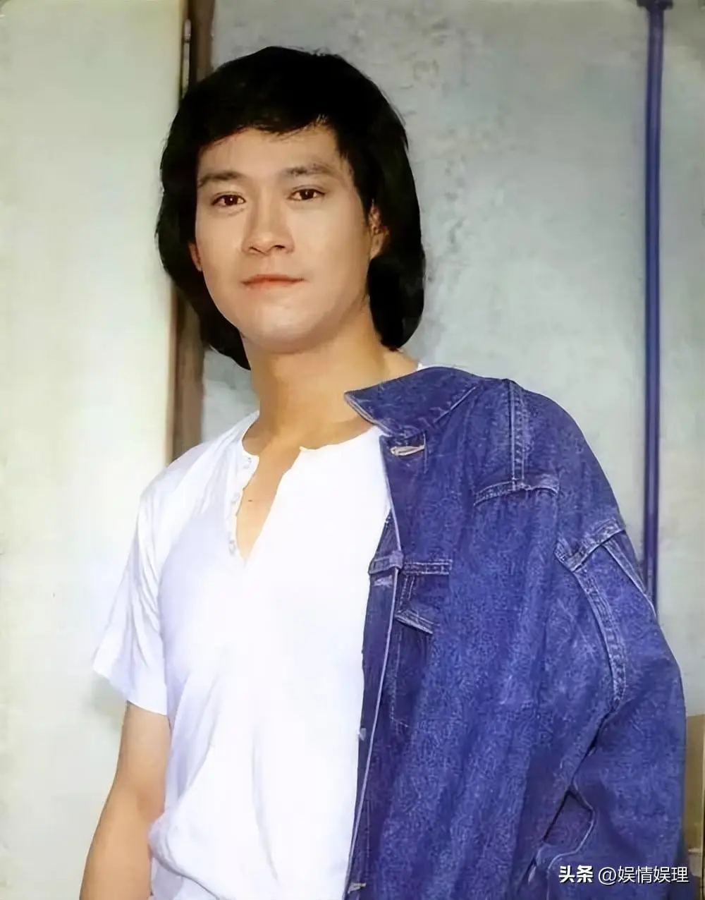 郑少秋夫妇证实长女自尽:心情未平复想帮忙办后事,遗产交给生母