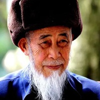 60岁左右男性成熟稳重的头像图片_微信头像图片大全