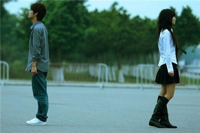 也许某天,在喧闹的城市中,你我擦肩而过.