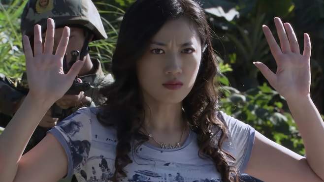 红蝎子:美女毒枭步步算尽,怎料缉毒警察技高一筹,当场人赃并获-影视综