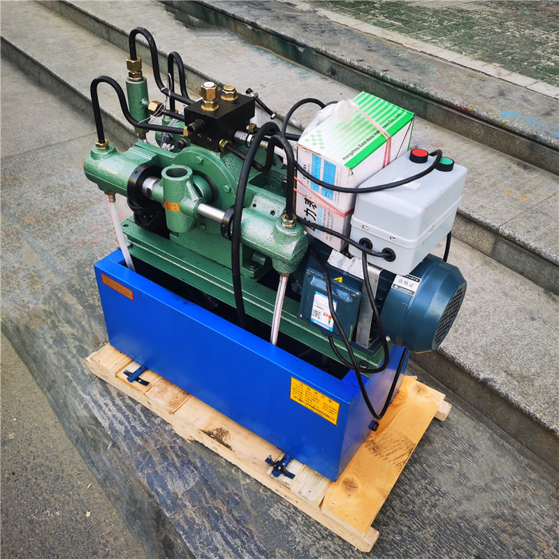 供应4dsb25电动试压泵管道打压测试泵四缸高压水管打压机