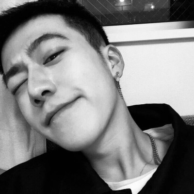 2021头像成熟一点的男生图片