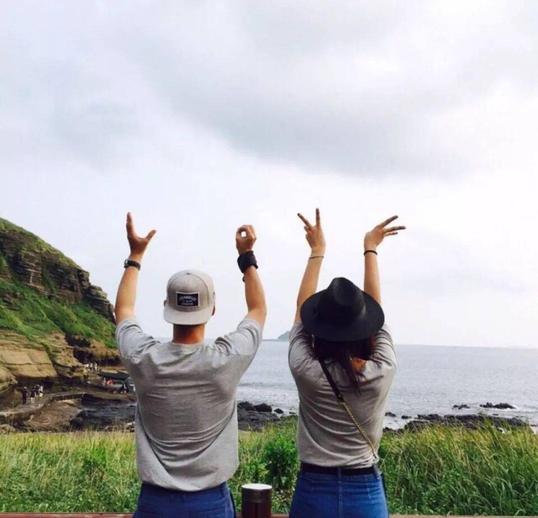 7种高甜情侣拍照姿势不会拍照的学起来