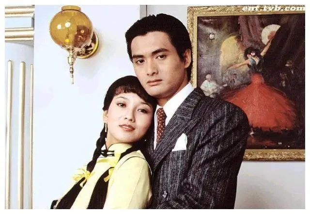 赵雅芝晒合照庆祝70岁网友感叹如父女神秘老公身份曝光