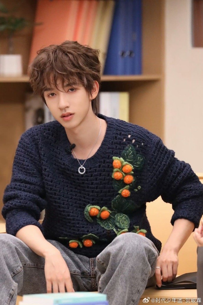 贺峻霖发色小合集～优越的颜值轻松驾驭任何发色爱豆感十足 帅气值