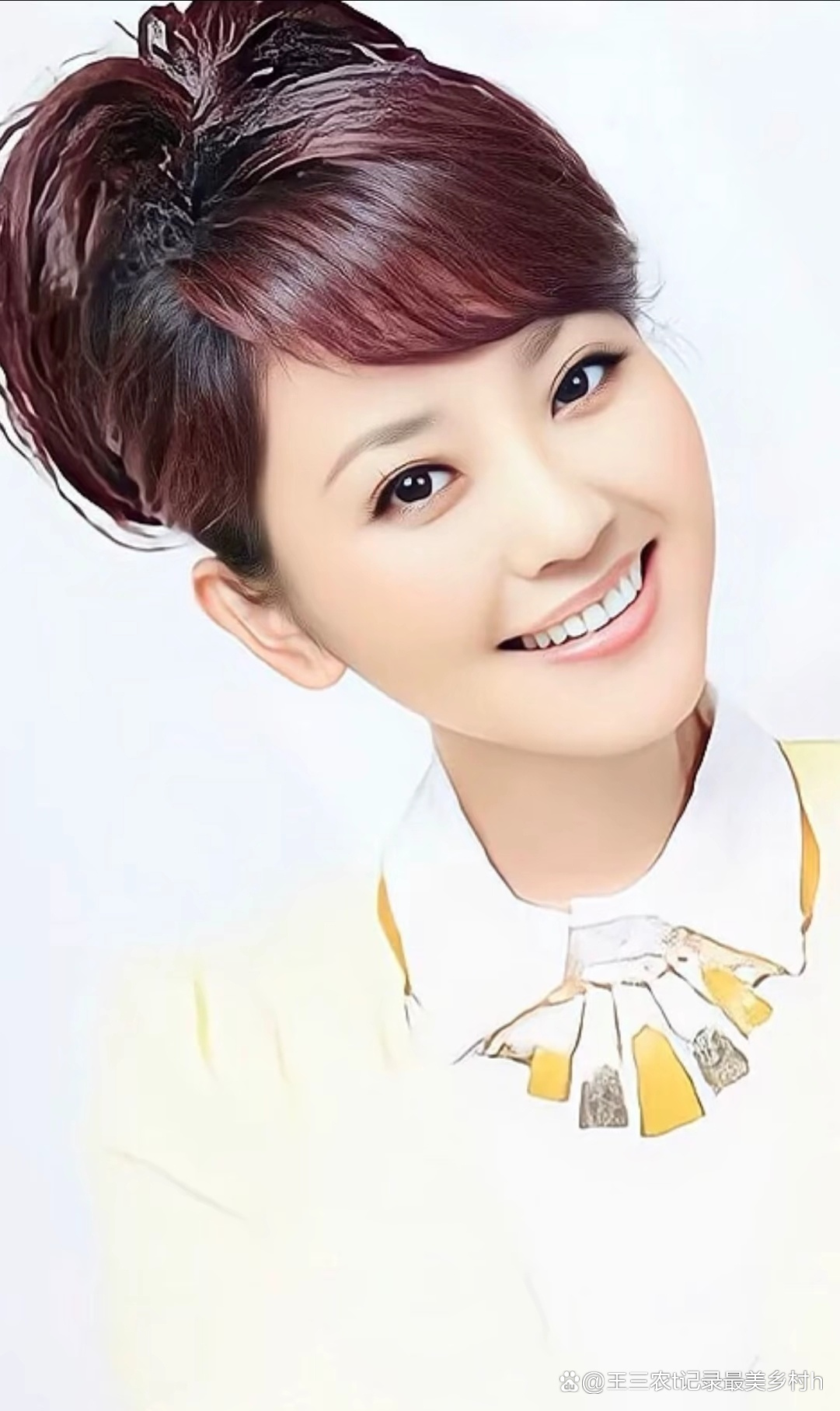 电视主持人方琼