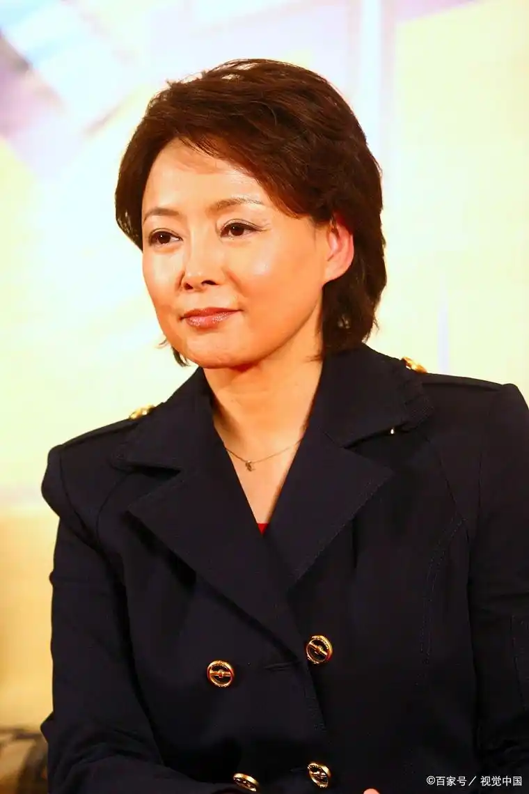 著名影视剧演员张瑜